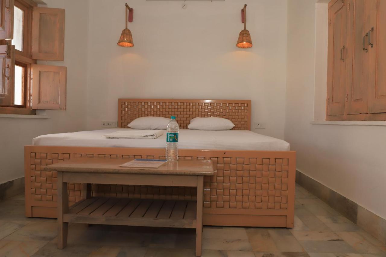 The Brahma Space Pushkar Bilik gambar