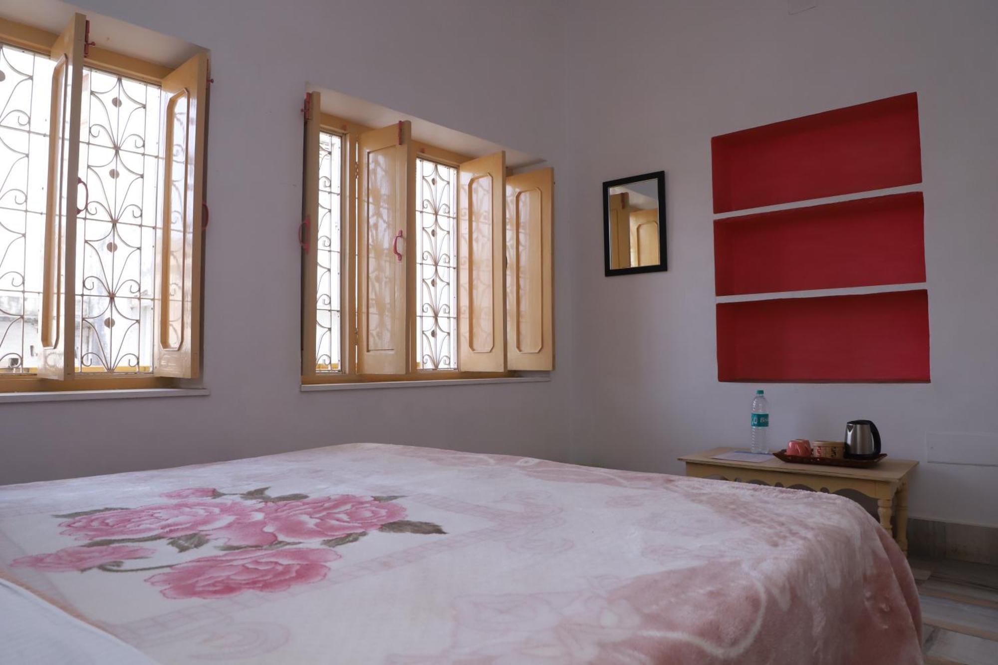 The Brahma Space Pushkar Bilik gambar